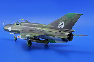 MiG-21BIS 1/48 - 2